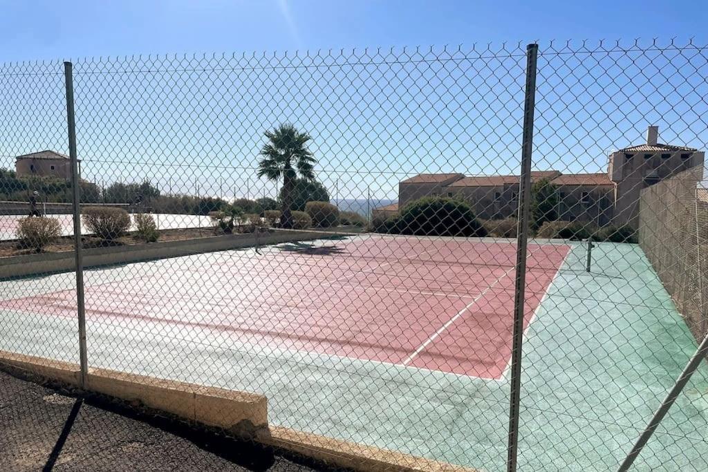 St-Pierre-La-Mer, Bel Appartement A Dans Residence Avec Piscine Et Tennis Entre 5 Et 10 Min De La Plage 弗勒里 外观 照片