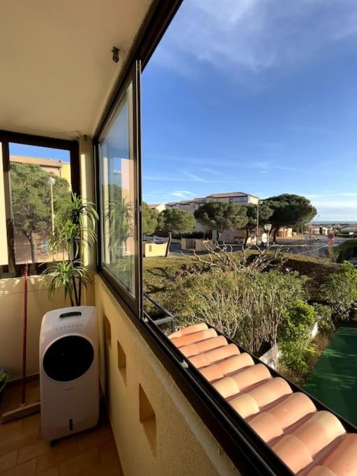 St-Pierre-La-Mer, Bel Appartement A Dans Residence Avec Piscine Et Tennis Entre 5 Et 10 Min De La Plage 弗勒里 外观 照片