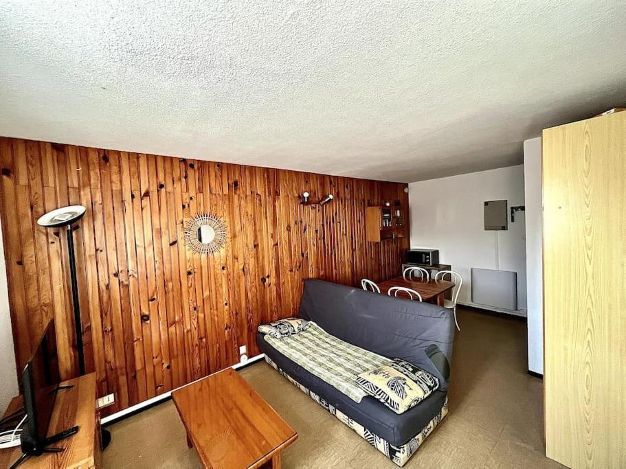 St-Pierre-La-Mer, Bel Appartement A Dans Residence Avec Piscine Et Tennis Entre 5 Et 10 Min De La Plage 弗勒里 外观 照片